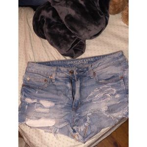 AMERICAN EAGLE JEAN SHORTS